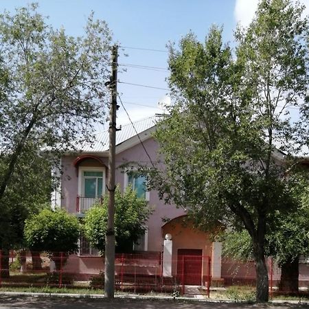 דירות Karagandy Happy House מראה חיצוני תמונה